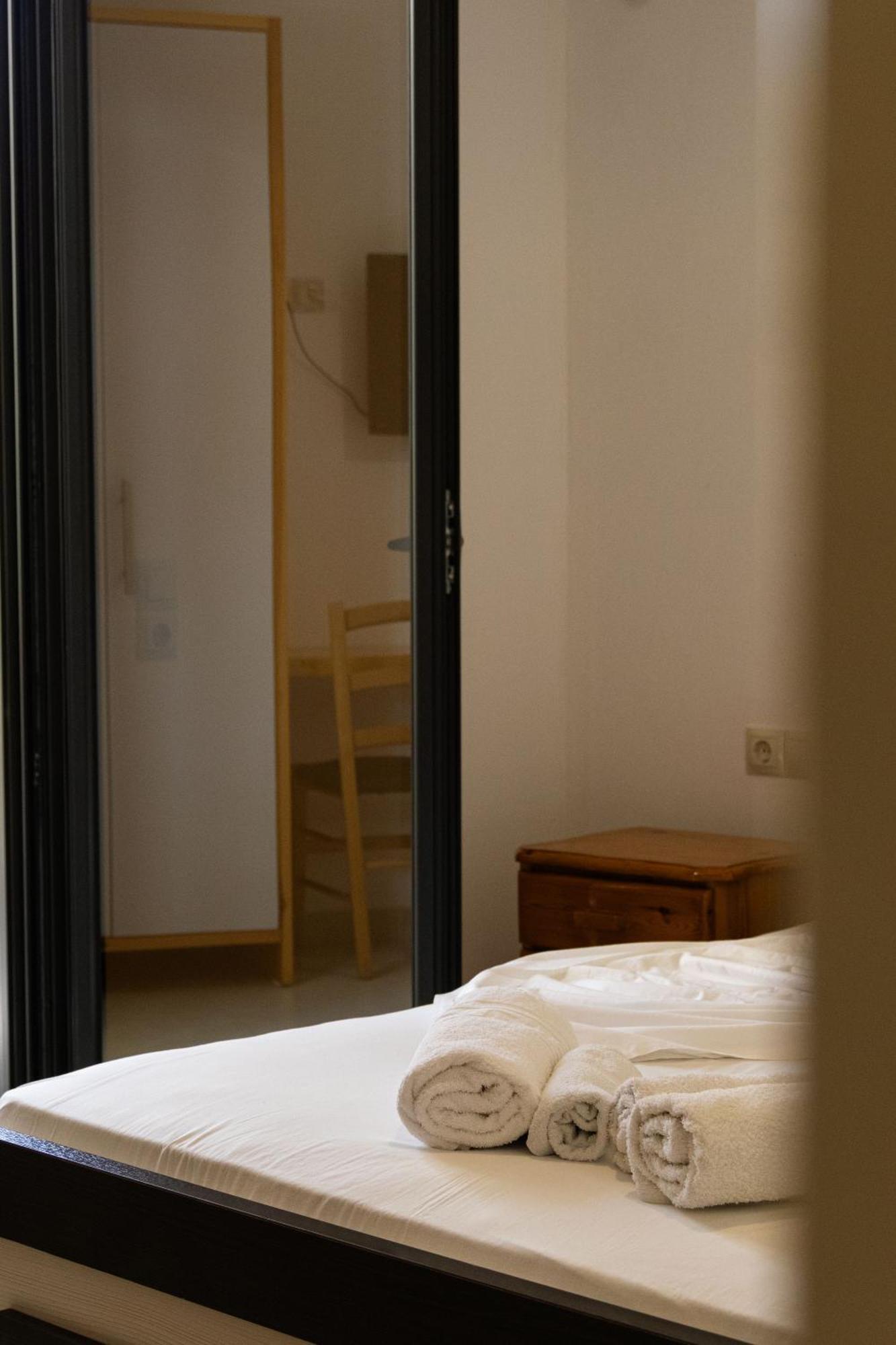 Hotell The Oasis Himare