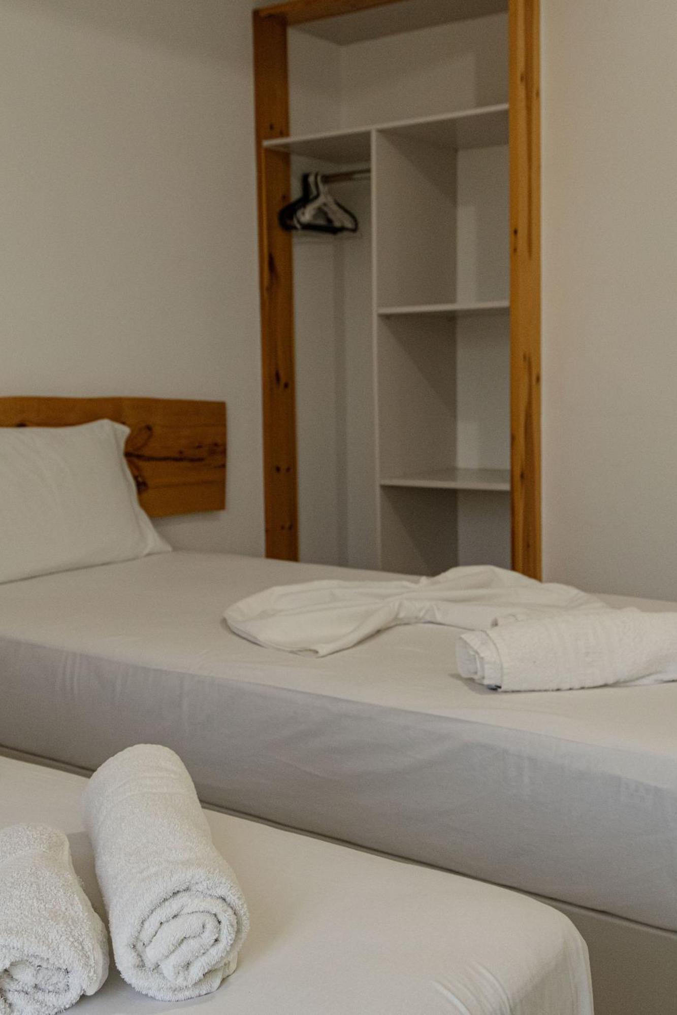 Hotell The Oasis *